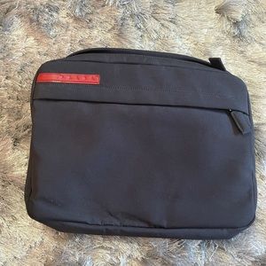 OFFERS WELCOMED🌻! Black Prada Marsupio in Tessuto